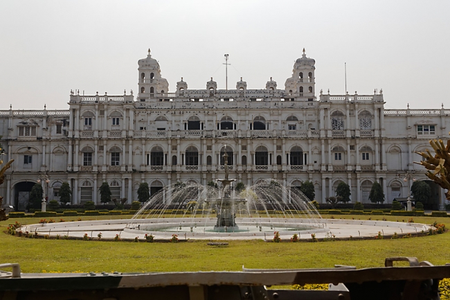 Gwalior-Jaivilas palace-004